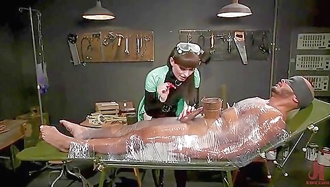 Latex fetish and a huge natural boobs in hardcore porn video