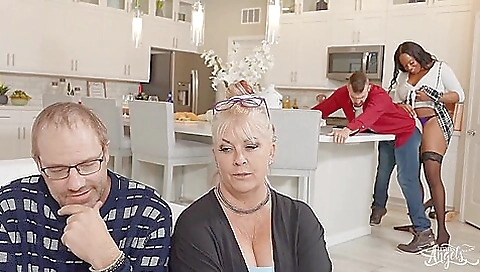 Brunette gets her asshole covered and mouthied by a dick